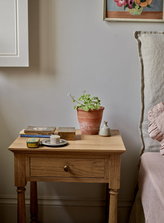 Everett Oak Bedside Table
