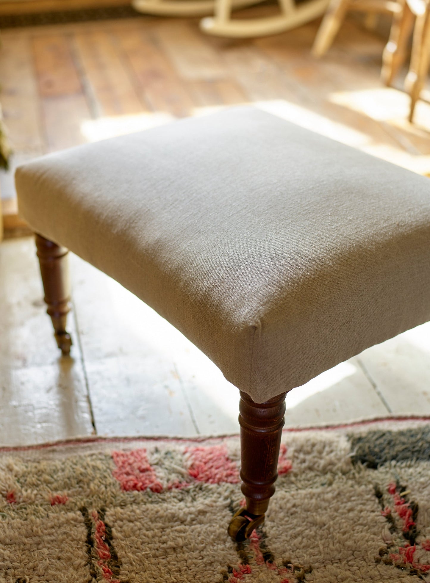 Edmund Footstool, Small, Natural Linen