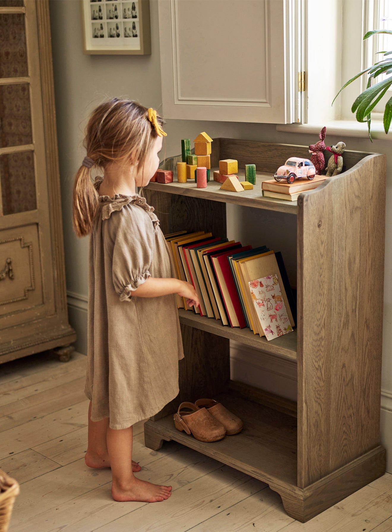 Stanton Oak Bookcase