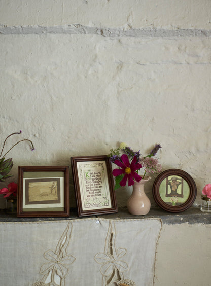 Emery Oak Picture frame, Round