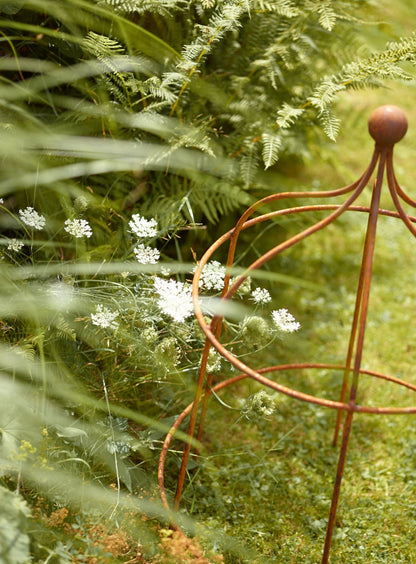 Rusted Garden Obelisk