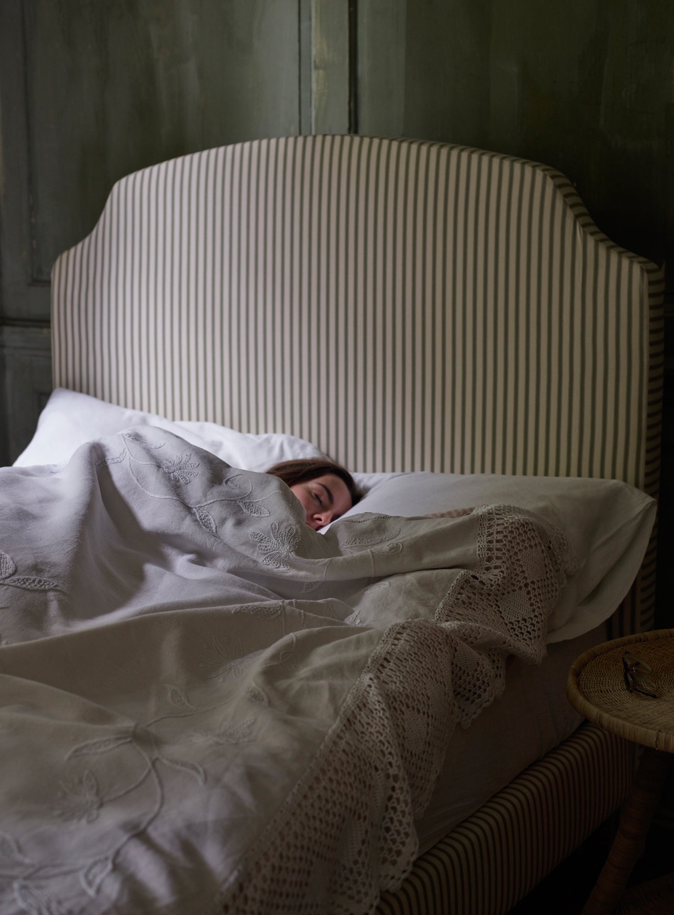 Sloane Bed, Sage Stripe