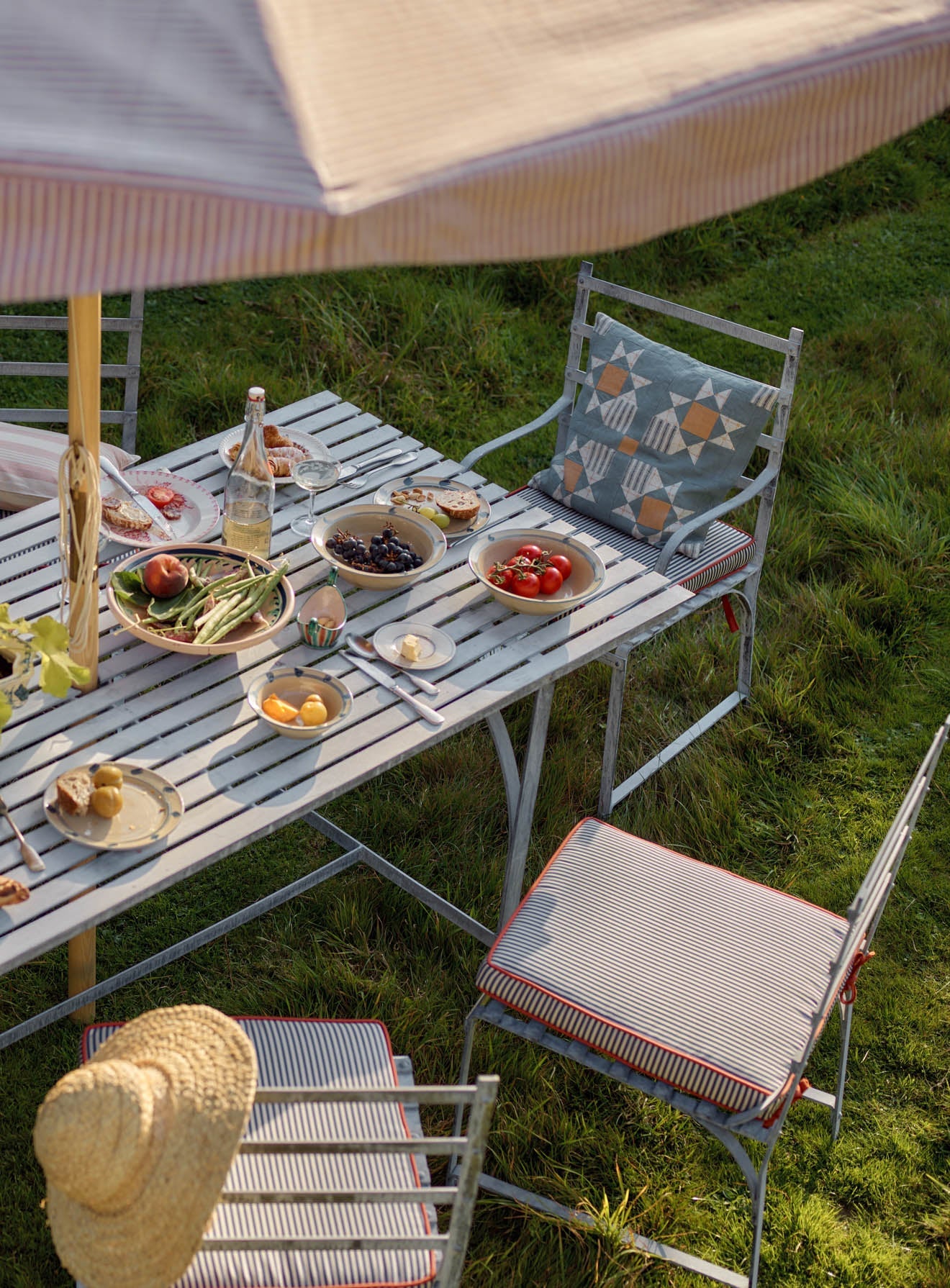 Sudbury Dining Table