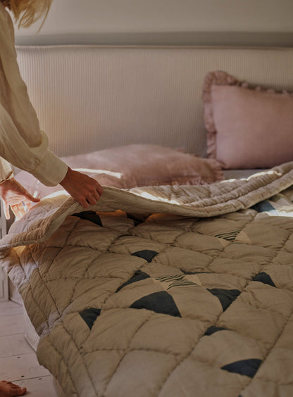 Lillie Cotton Patchwork Quilt, Dusky Blue