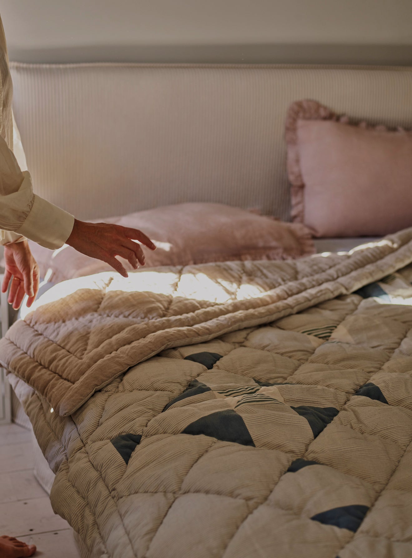 Lillie Cotton Patchwork Quilt, Dusky Blue