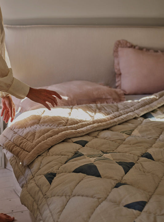 Lillie Cotton Patchwork Quilt, Dusky Blue