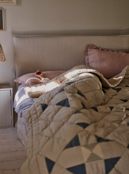 Mila Bed, Grey Ticking Stripe