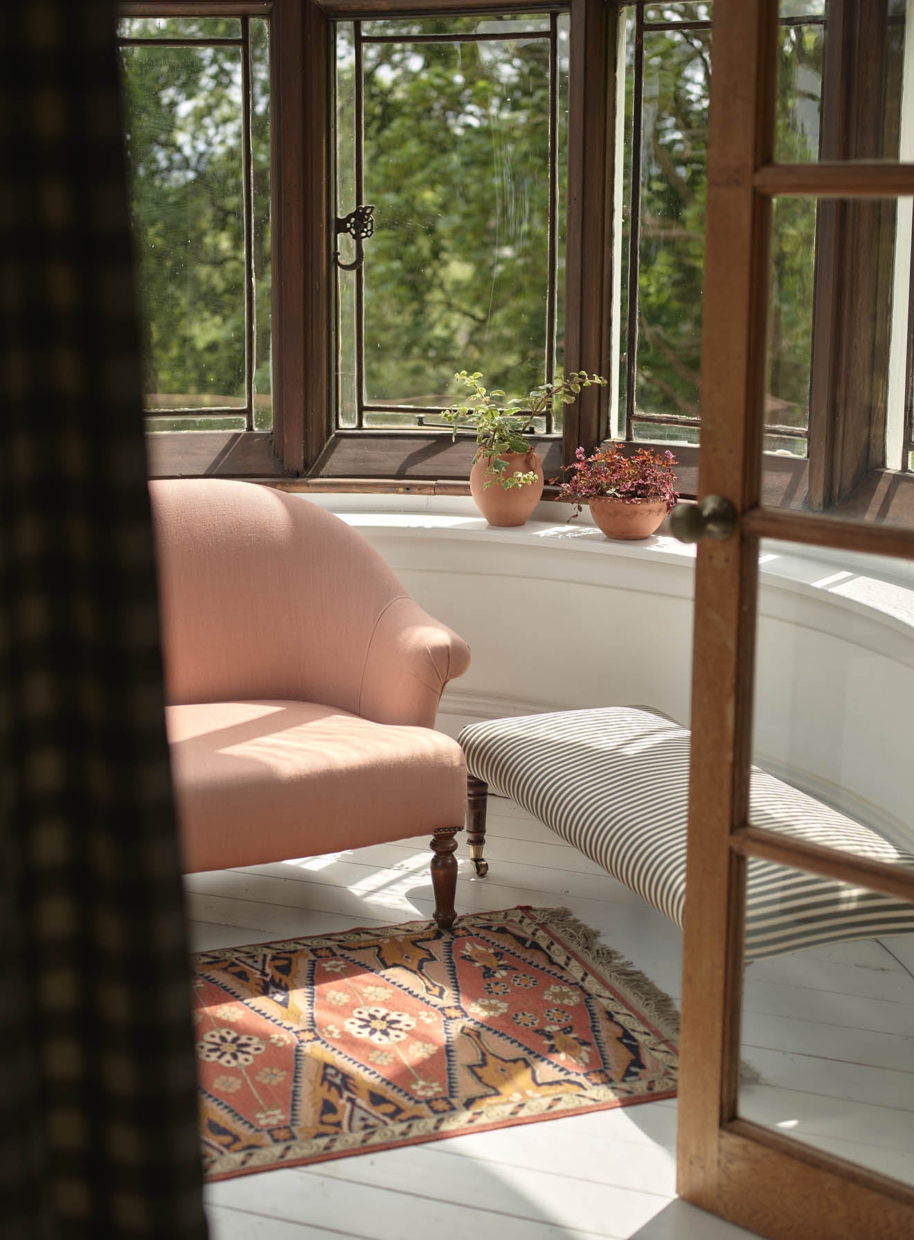 Clandon Sofa, Plaster Pink Linen