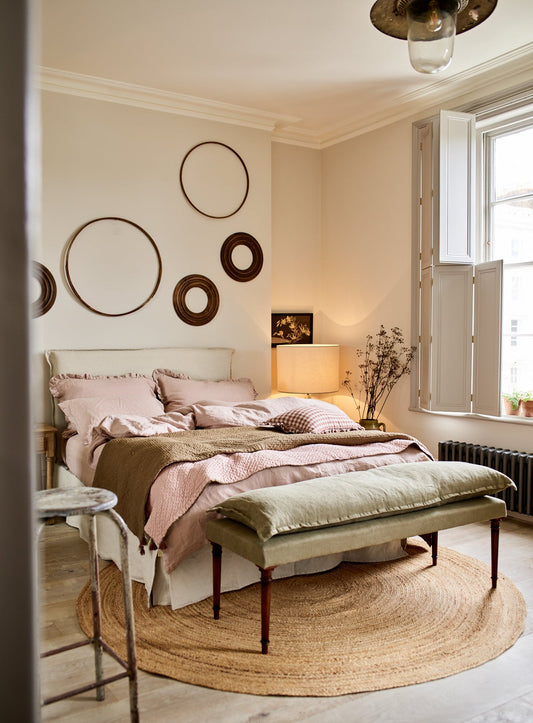 Mila Bed, Flax Linen